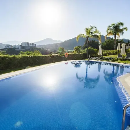 Апартаменты Las Brisas *